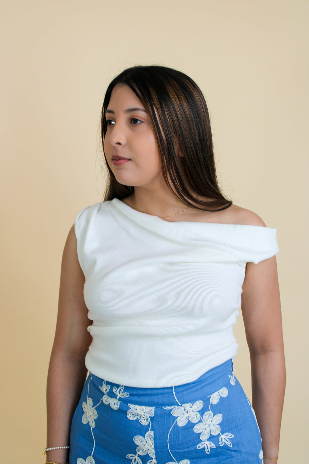 Sora Asymmetrical Top